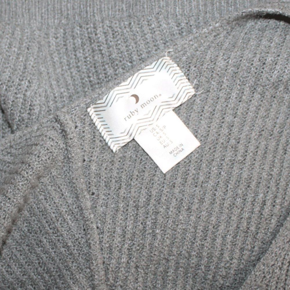 Ruby Moon Thin Knitted With V-Neck Back Sweater S - image 4